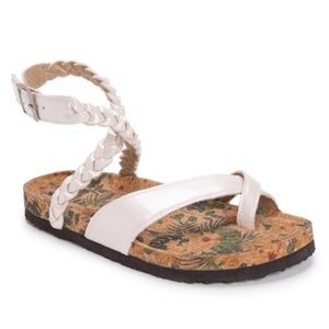 white muk luks sandals